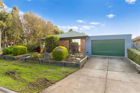 3 dior court cranbourne west vic|Map of Dior Ct Cranbourne West, VIC 3977 .